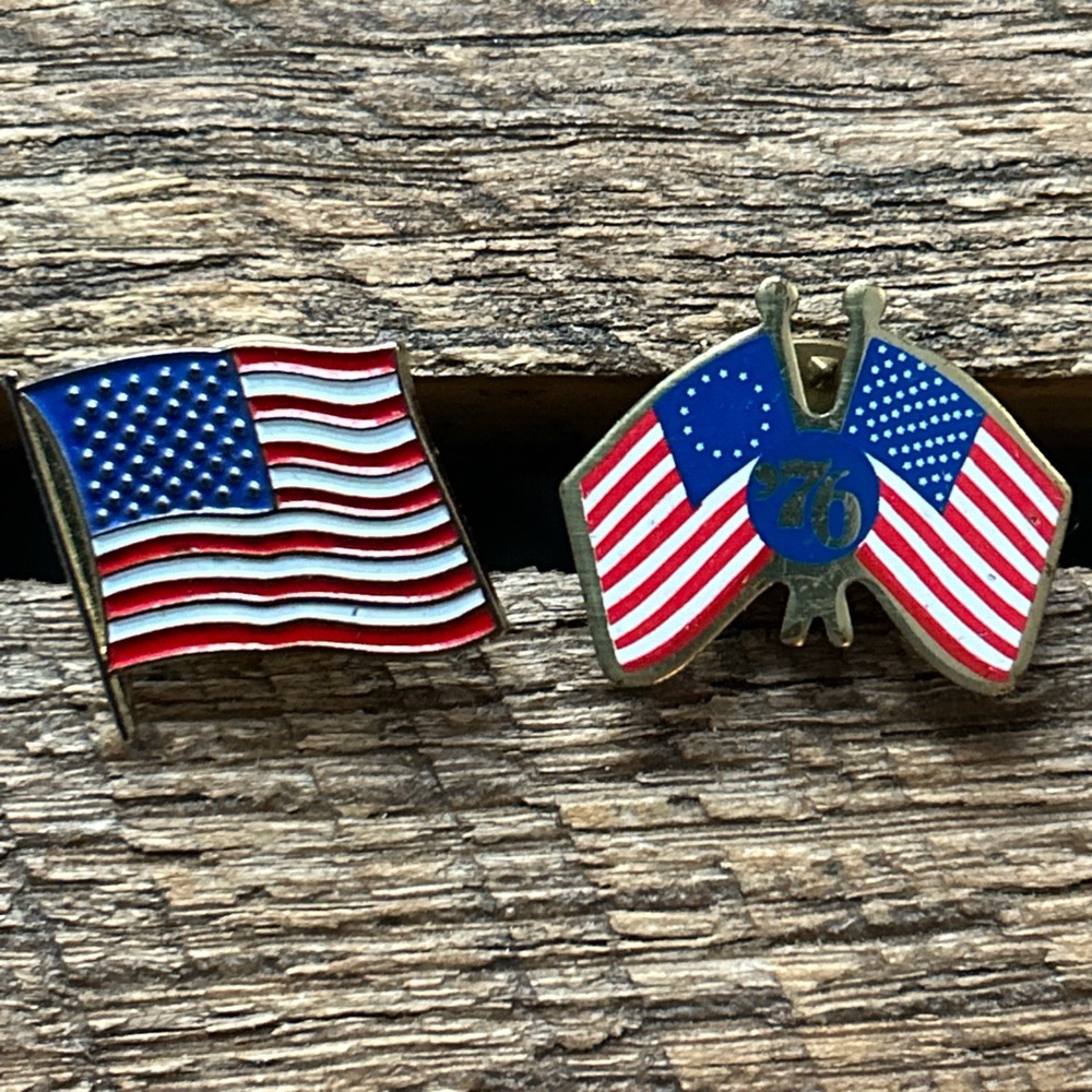 Patriotic American Flag Lapel Pin Bundle 1976 Bicentennial